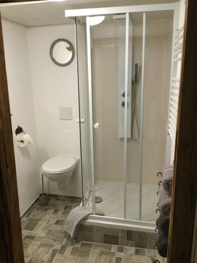Ferienwohnung Schug Хомбург Экстерьер фото