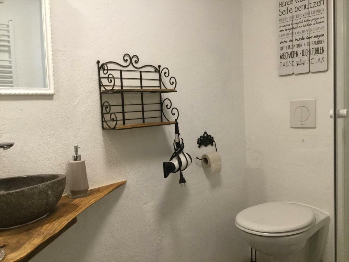 Ferienwohnung Schug Хомбург Экстерьер фото